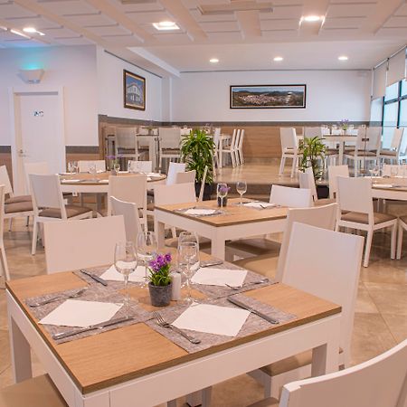 Hotel Loar Ferreries Zewnętrze zdjęcie