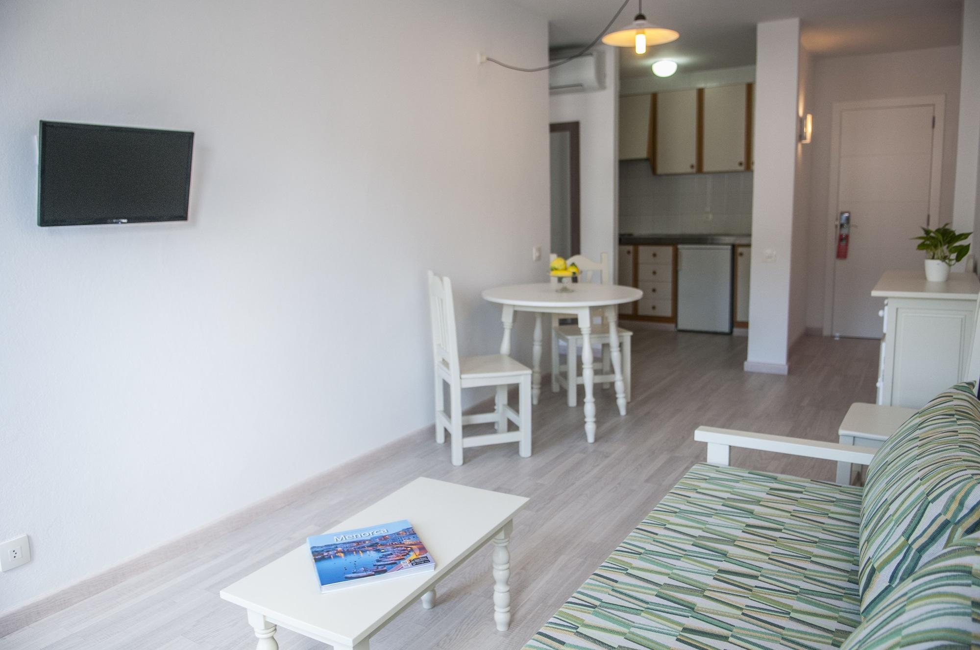 Hotel Loar Ferreries Zewnętrze zdjęcie