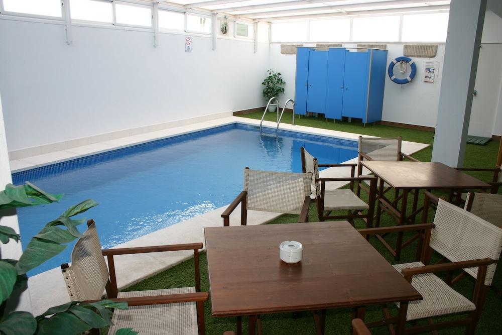 Hotel Loar Ferreries Zewnętrze zdjęcie