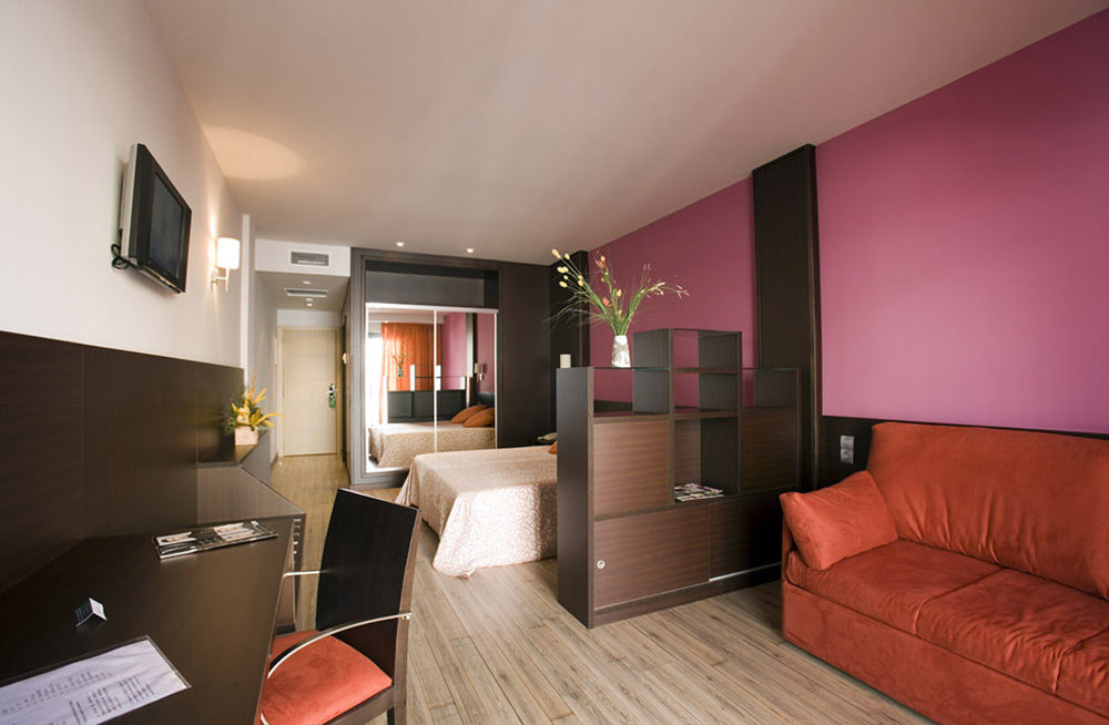 Hotel Loar Ferreries Zewnętrze zdjęcie